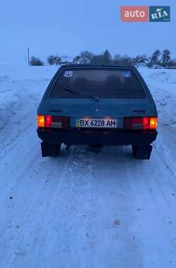 Хэтчбек ВАЗ 2109 2001 в Остроге