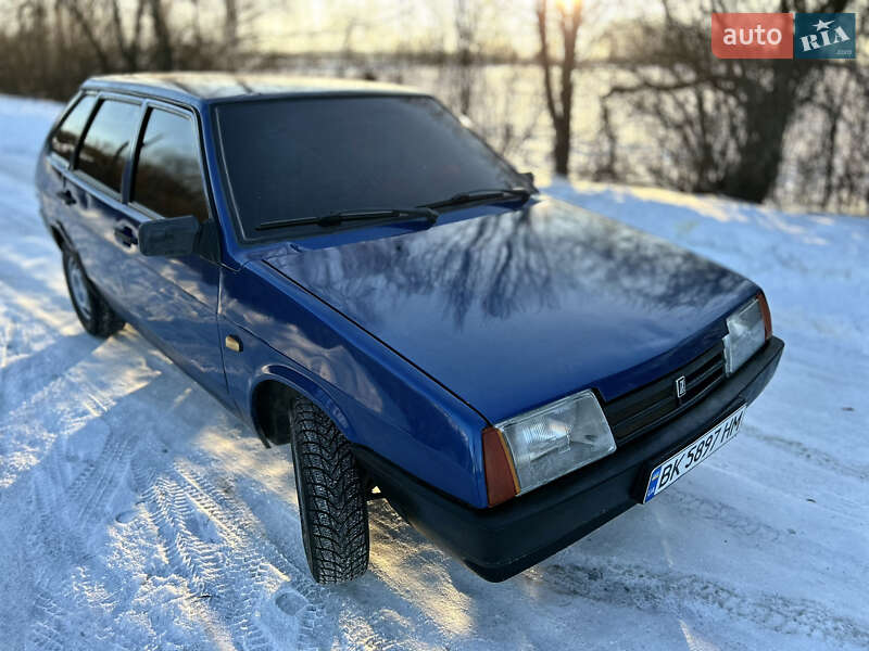 Хэтчбек ВАЗ / Lada 2109 2006 в Мирополе