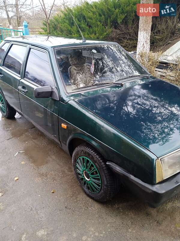 ВАЗ / Lada 2109 2003 ВАЗ / Lada 2109 2003