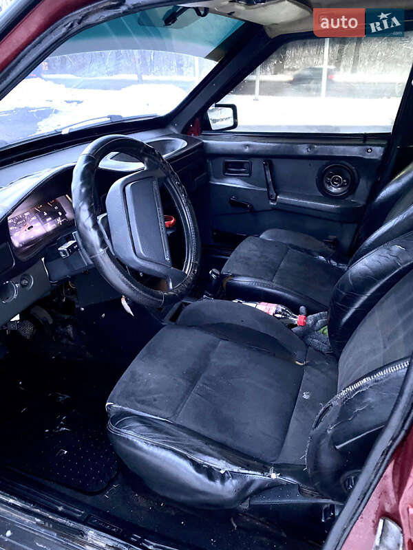 Хэтчбек ВАЗ / Lada 2109 1992 в Ровно