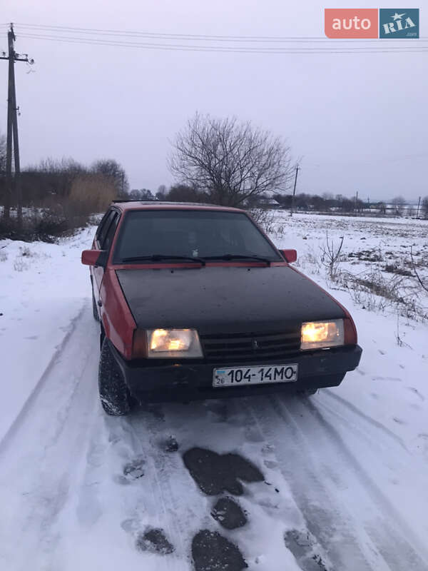 Хэтчбек ВАЗ / Lada 2109 1992 в Черновцах