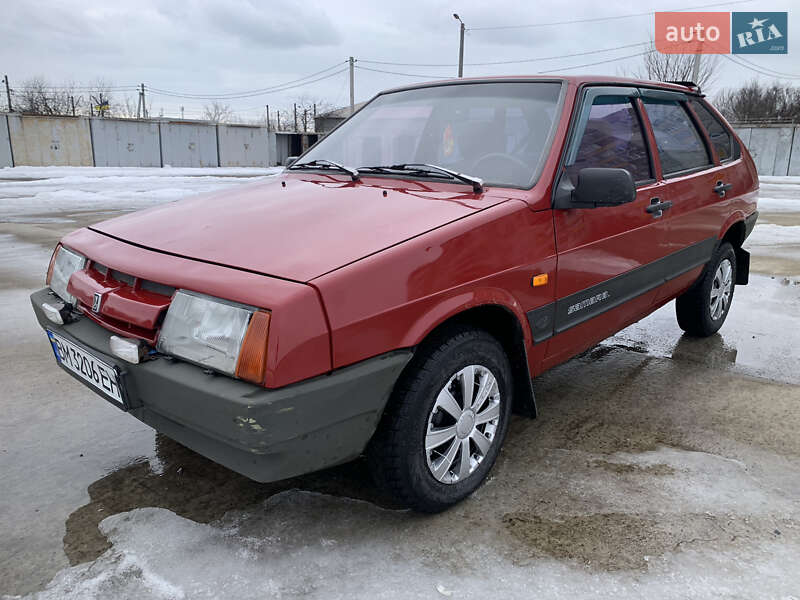 ВАЗ / Lada 2109 1990 ВАЗ / Lada 2109 1990