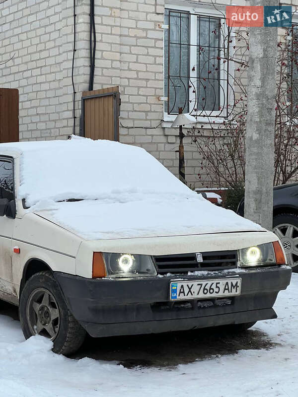 Хэтчбек ВАЗ / Lada 2109 1991 в Славянске фото 7 Хэтчбек ВАЗ / Lada 2109 1991 в Славянске