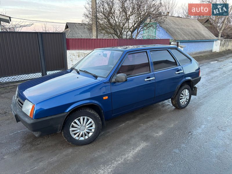 Хэтчбек ВАЗ / Lada 2109 2006 в Крыжополе
