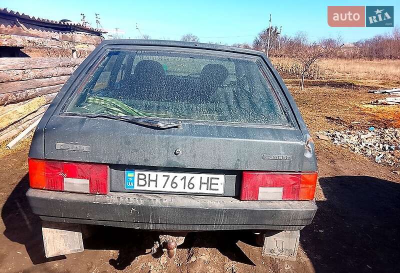 Хэтчбек ВАЗ / Lada 2109 2005 в Каневе