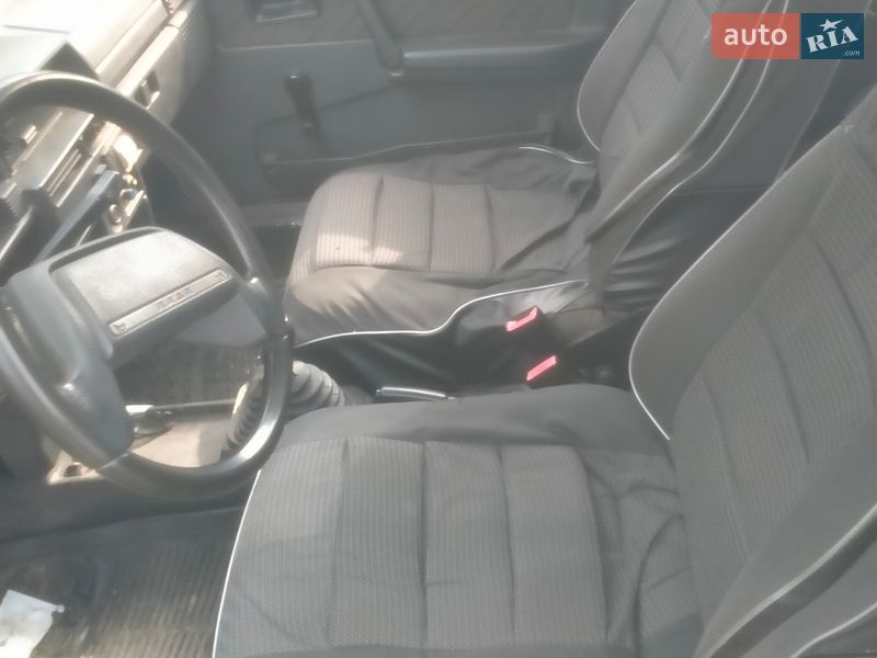 Хэтчбек ВАЗ / Lada 2109 2004 в Ровно