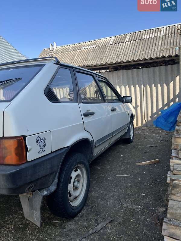 Хетчбек ВАЗ / Lada 2109 1990 в Костопілі