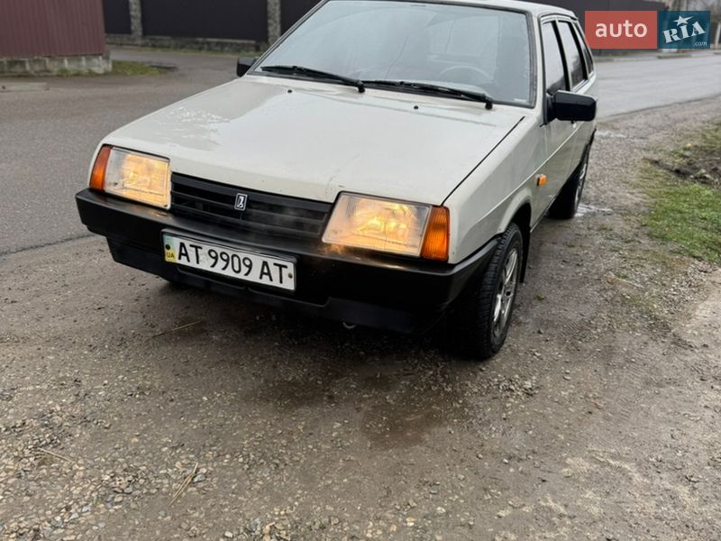 Хэтчбек ВАЗ / Lada 2109 2008 в Богородчанах