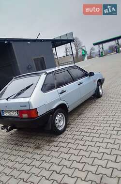 Хэтчбек ВАЗ 2109 1998 в Черновцах
