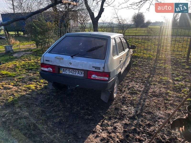 Хэтчбек ВАЗ / Lada 2109 2002 в Луцке