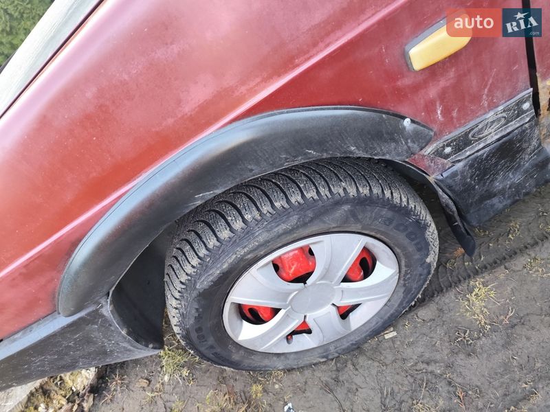Хетчбек ВАЗ / Lada 2109 1994 в Зорі фото 11 Хетчбек ВАЗ / Lada 2109 1994 в Зорі