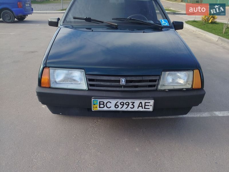 Хэтчбек ВАЗ / Lada 2109 2003 в Дрогобыче