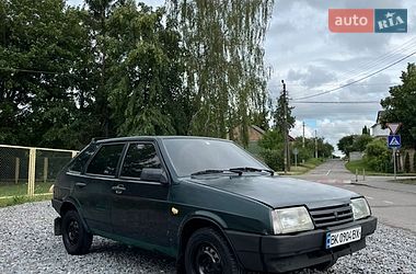 Хэтчбек ВАЗ / Lada 2109 2002 в Здолбунове