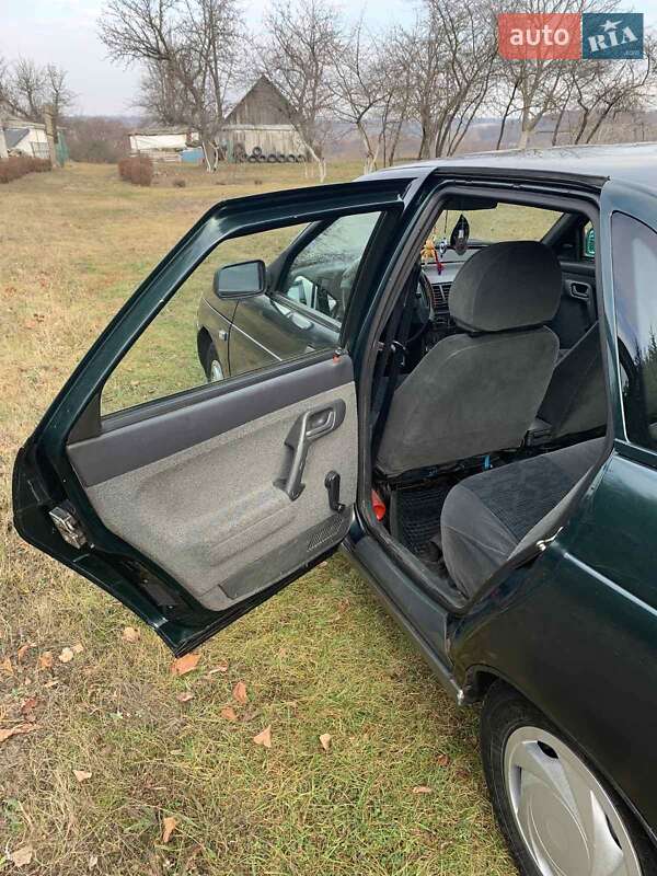 Седан ВАЗ / Lada 2110 2004 в Белой Церкви