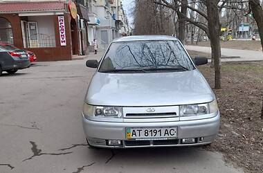 Седан ВАЗ / Lada 2110 2004 в Херсоне