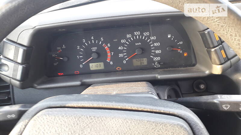 Седан ВАЗ / Lada 2110 2002 в Полонном фото 2 Седан ВАЗ / Lada 2110 2002 в Полонном