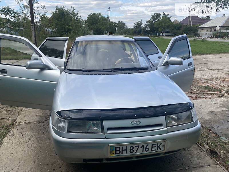 Седан ВАЗ / Lada 2110 2001 в Кілії