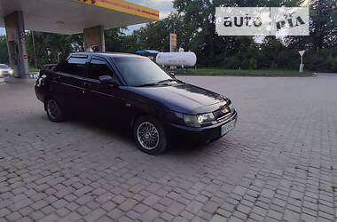 Седан ВАЗ 2110 2001 в 