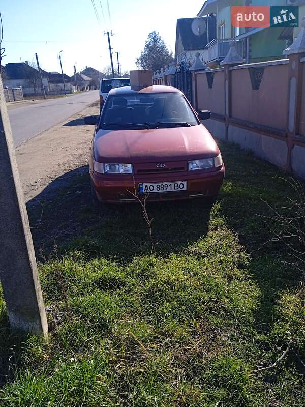 Седан ВАЗ / Lada 2110 2004 в Ужгороде