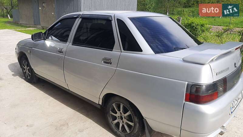 Седан ВАЗ / Lada 2110 2002 в Хусте фото 3 Седан ВАЗ / Lada 2110 2002 в Хусте