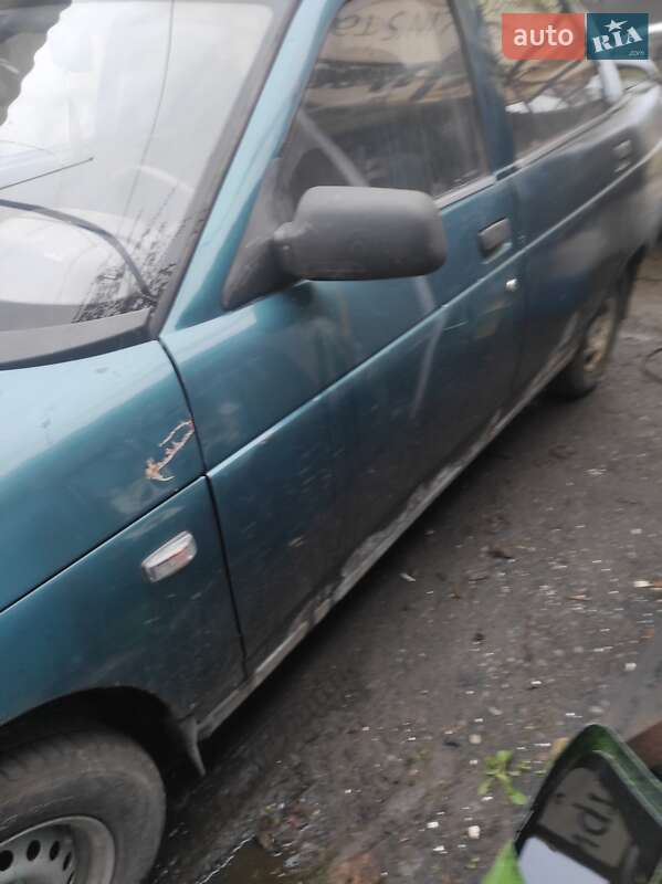 Седан ВАЗ / Lada 2110 2001 в Змиеве фото 6 Седан ВАЗ / Lada 2110 2001 в Змиеве