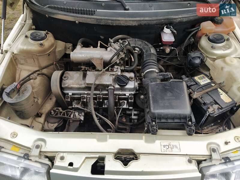 Седан ВАЗ / Lada 2110 2004 в Корюковке