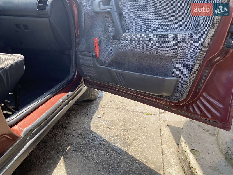 Седан ВАЗ / Lada 2110 1999 в Кривом Роге фото 7 Седан ВАЗ / Lada 2110 1999 в Кривом Роге