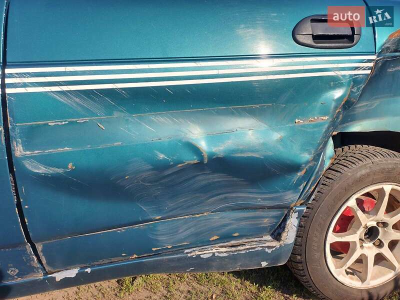 Седан ВАЗ / Lada 2110 2002 в Краматорске