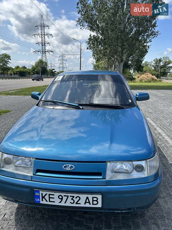 Седан ВАЗ / Lada 2110 2001 в Дніпрі