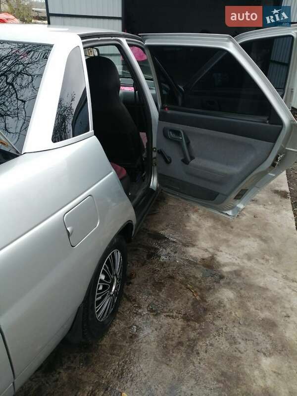 Седан ВАЗ / Lada 2110 2005 в Яготине