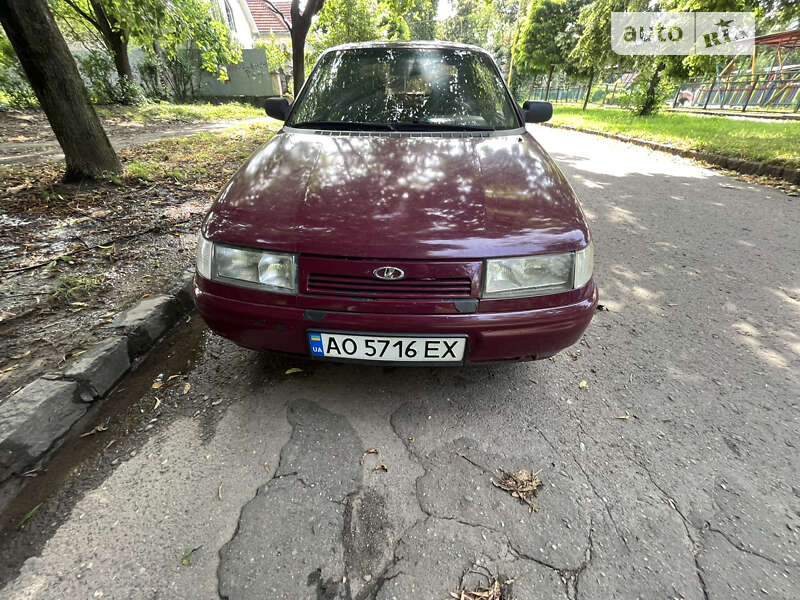 Седан ВАЗ / Lada 2110 2000 в Ужгороді