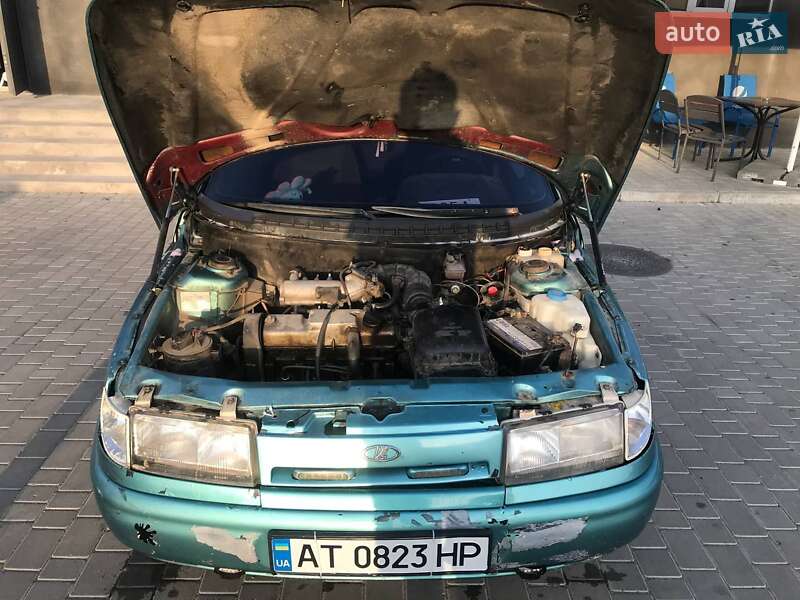 Седан ВАЗ / Lada 2110 2000 в Рогатине