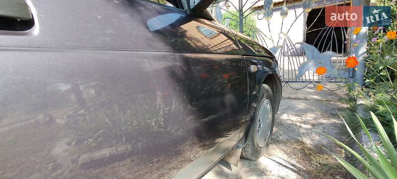 Седан ВАЗ / Lada 2110 2002 в Глухові фото 11 Седан ВАЗ / Lada 2110 2002 в Глухові