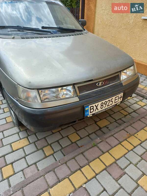 Седан ВАЗ / Lada 2110 2000 в Хмельницком