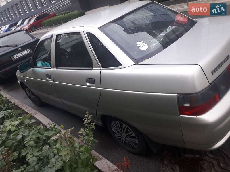 Седан ВАЗ / Lada 2110 2005 в Киеве