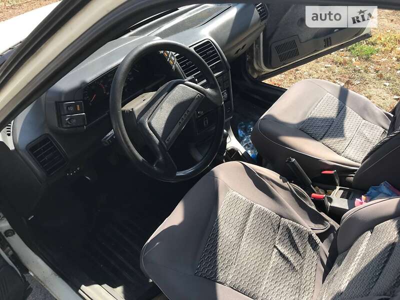 Седан ВАЗ / Lada 2110 1997 в Никополе