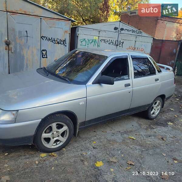 Седан ВАЗ / Lada 2110 2003 в Харькове