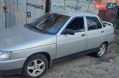 Седан ВАЗ / Lada 2110 2003 в Харькове