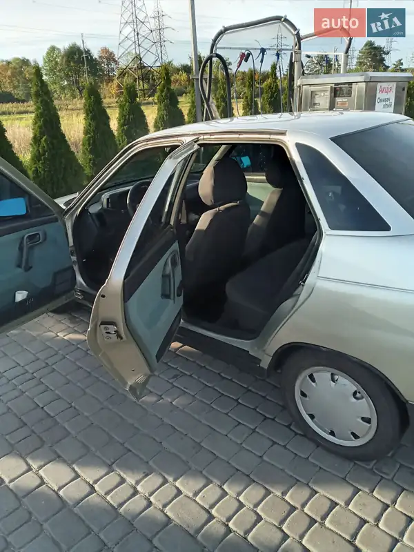 ВАЗ / Lada 2110