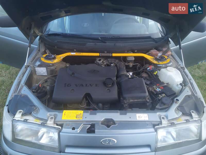 Седан ВАЗ / Lada 2110 2006 в Калиновке