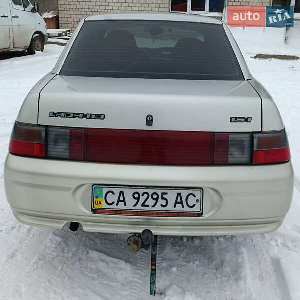 Седан ВАЗ / Lada 2110 2005 в Каневе