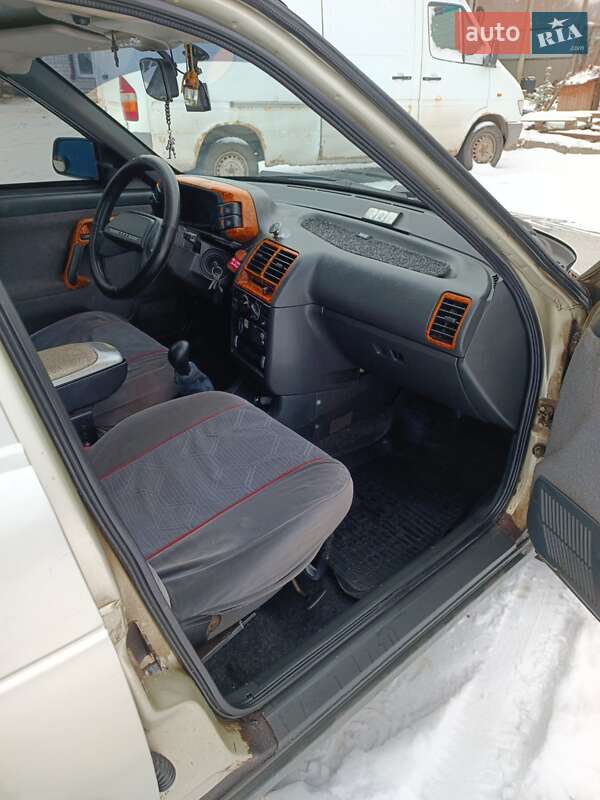 Седан ВАЗ / Lada 2110 2005 в Каневе