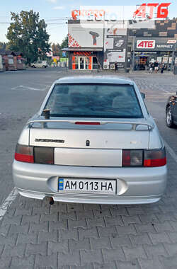 Седан ВАЗ / Lada 2110 2004 в Житомире