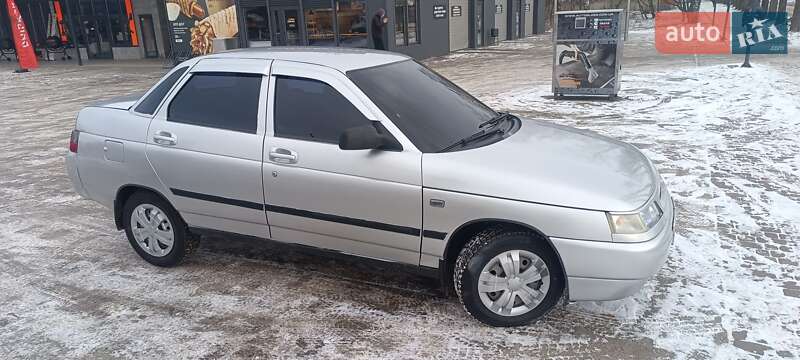 ВАЗ / Lada 2110 2005