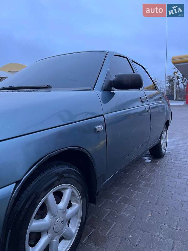 Седан ВАЗ / Lada 2110 2001 в Дубно