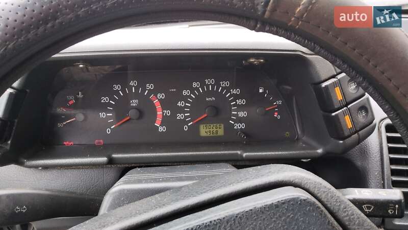 Седан ВАЗ / Lada 2110 2003 в Сторожинці