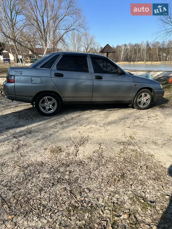 ВАЗ / Lada 2110