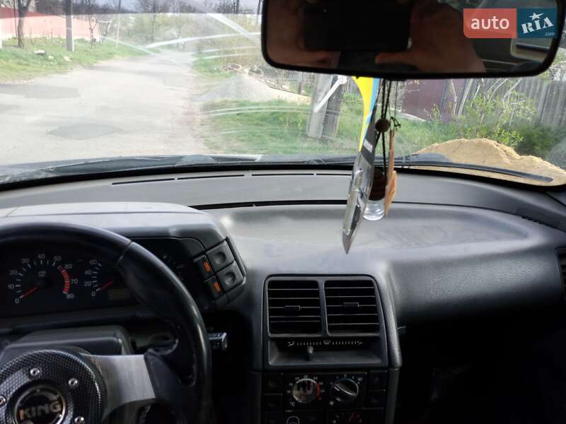 Седан ВАЗ / Lada 2110 2005 в Подольске