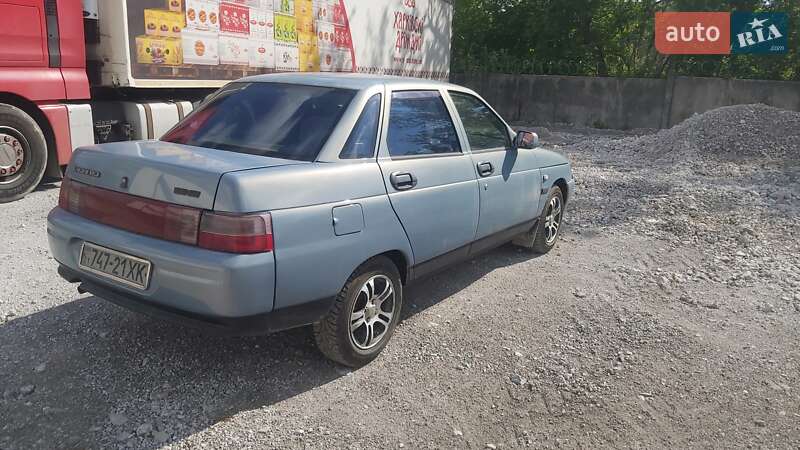 Седан ВАЗ / Lada 2110 2002 в Днепре