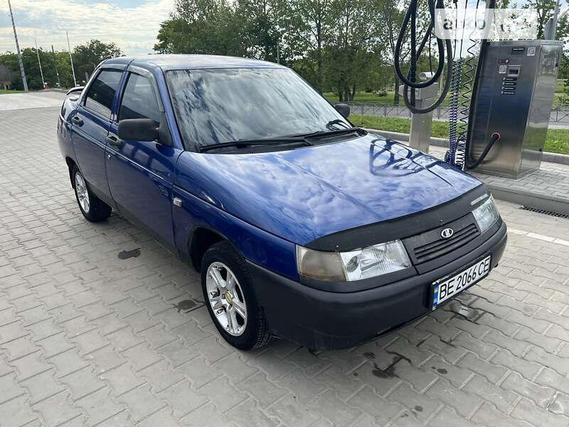 Седан ВАЗ / Lada 2110 2002 в Новой Одессе